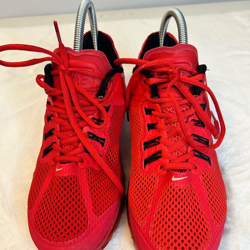 Nike Air Max Womens 8 Red Black Running Shoes Cushion Athletic Sneaker - Picture 8 of 15